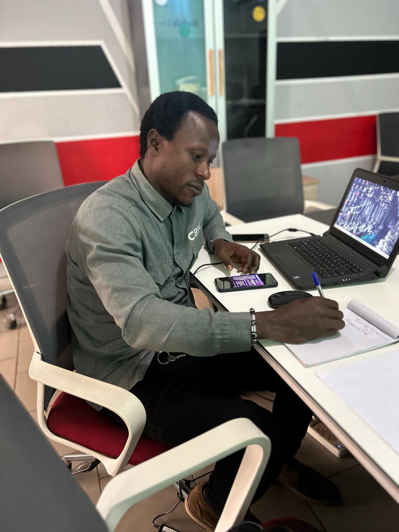 Promotion certifiée en IA à Conakry — GuineeInnov' Academy